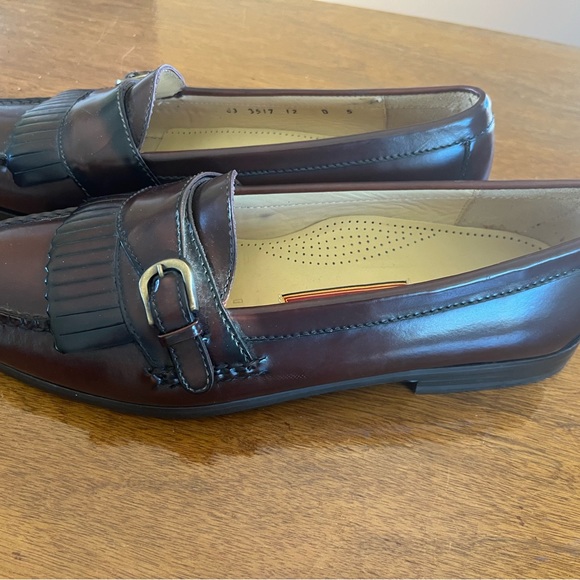 Brand new ColeHaan men’s dress shoes - Picture 3 of 3